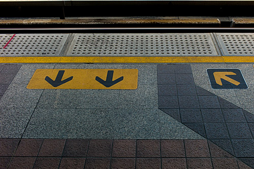 bangkok skytrain entrance