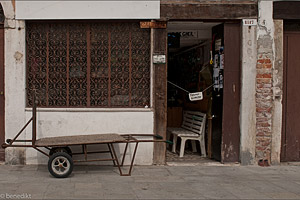shoemaker in venice